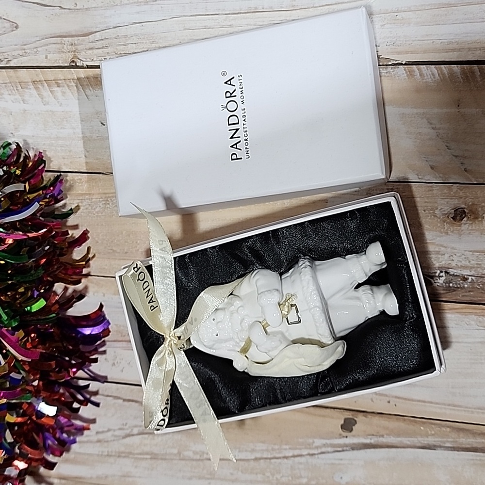 Pandora 2013 Santa Claus Ornament Father Christmas White Porcelain Charm Pouch - Picture 4 of 4